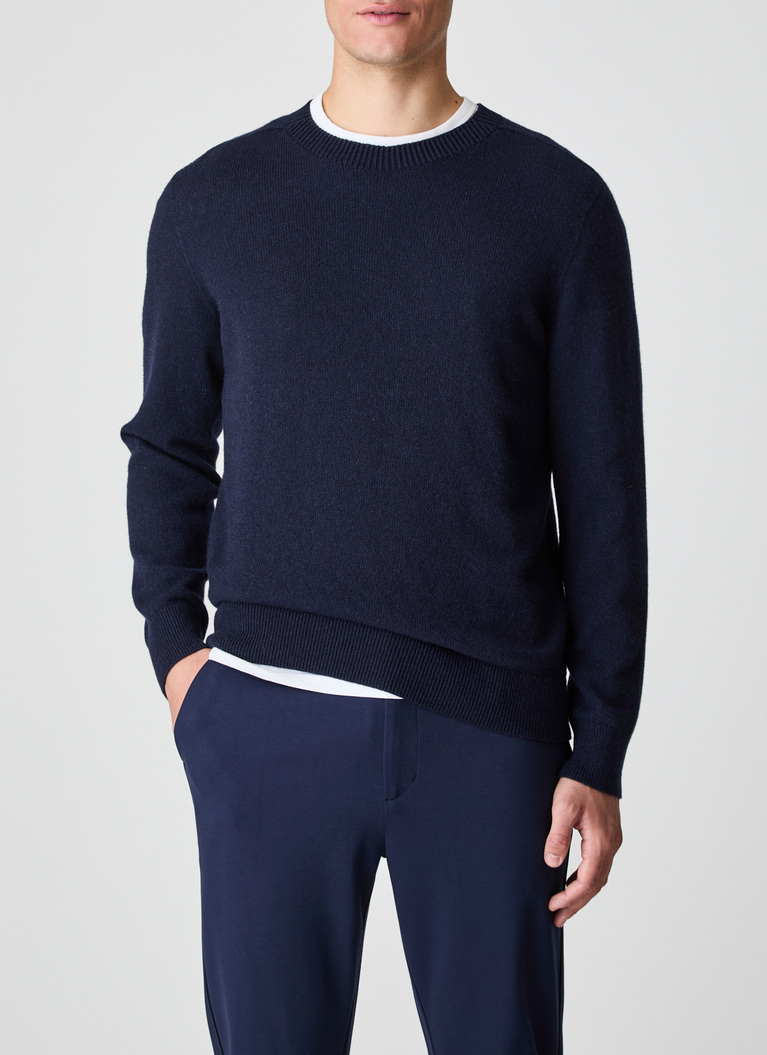 RundhalspulloverNavy Frontansicht