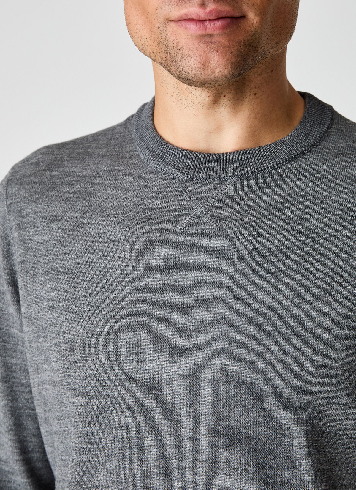 Pullover Rundhals 1/1 Arm, Smoky Grey Detailansicht 2