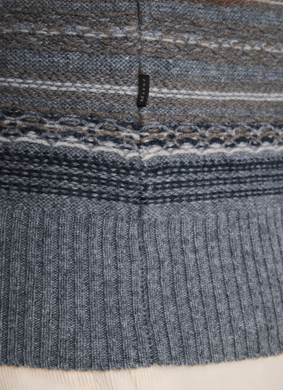 Pullover Rundhals 1/1 Arm, Shark Skin Detailansicht 1