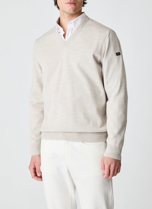 Pullover width=