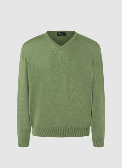 Pullover width=