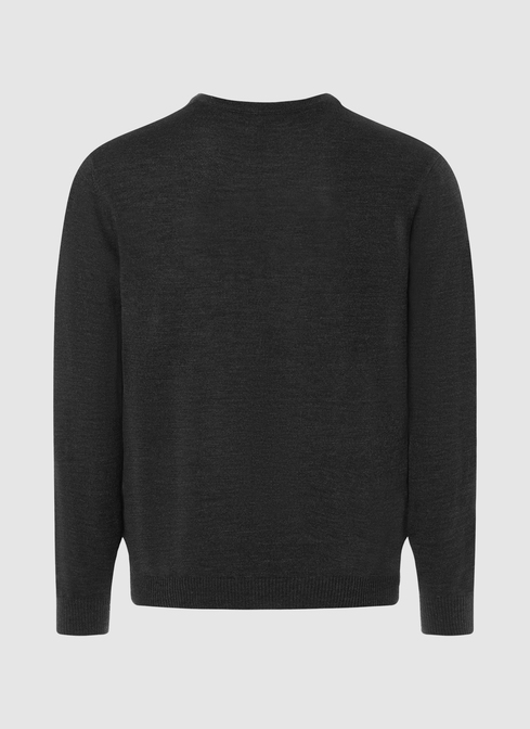 Pullover width=