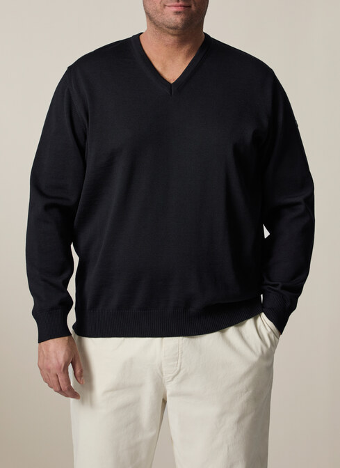 Pullover width=