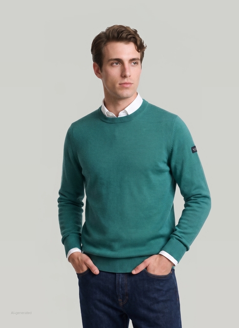 Pullover width=