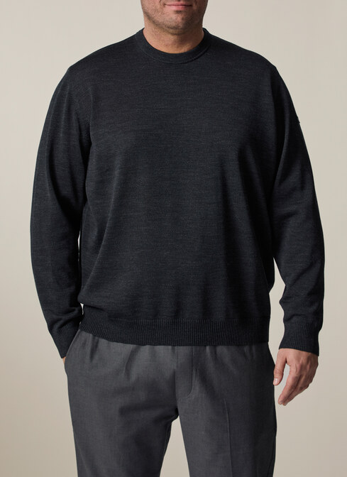 Pullover width=