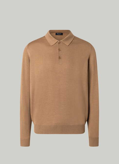 Pullover width=