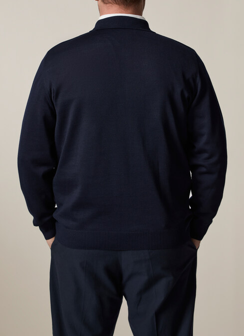 Pullover width=