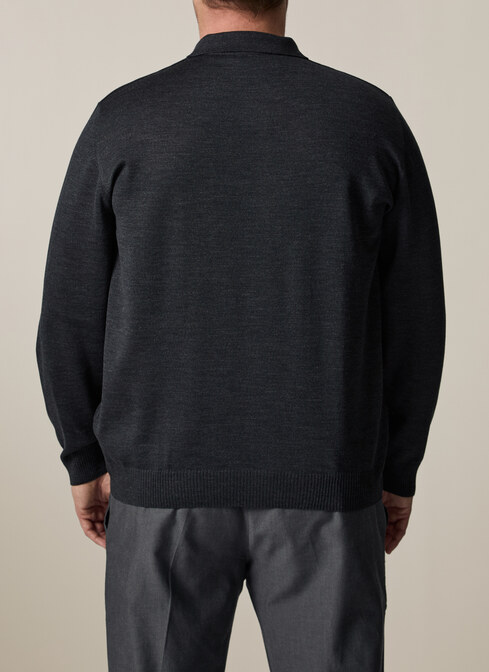 Pullover width=