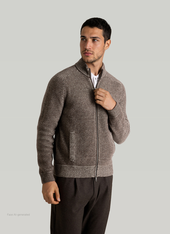 Strickjacke Zip 1/1 Arm Brownie Frontansicht