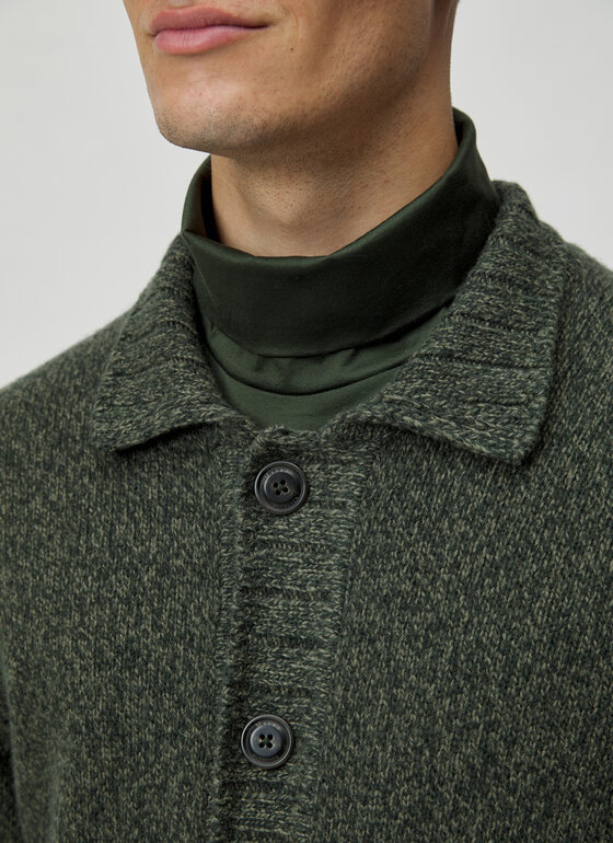 Strickjacke Knopf 1/1 Arm Dark Green Frontansicht