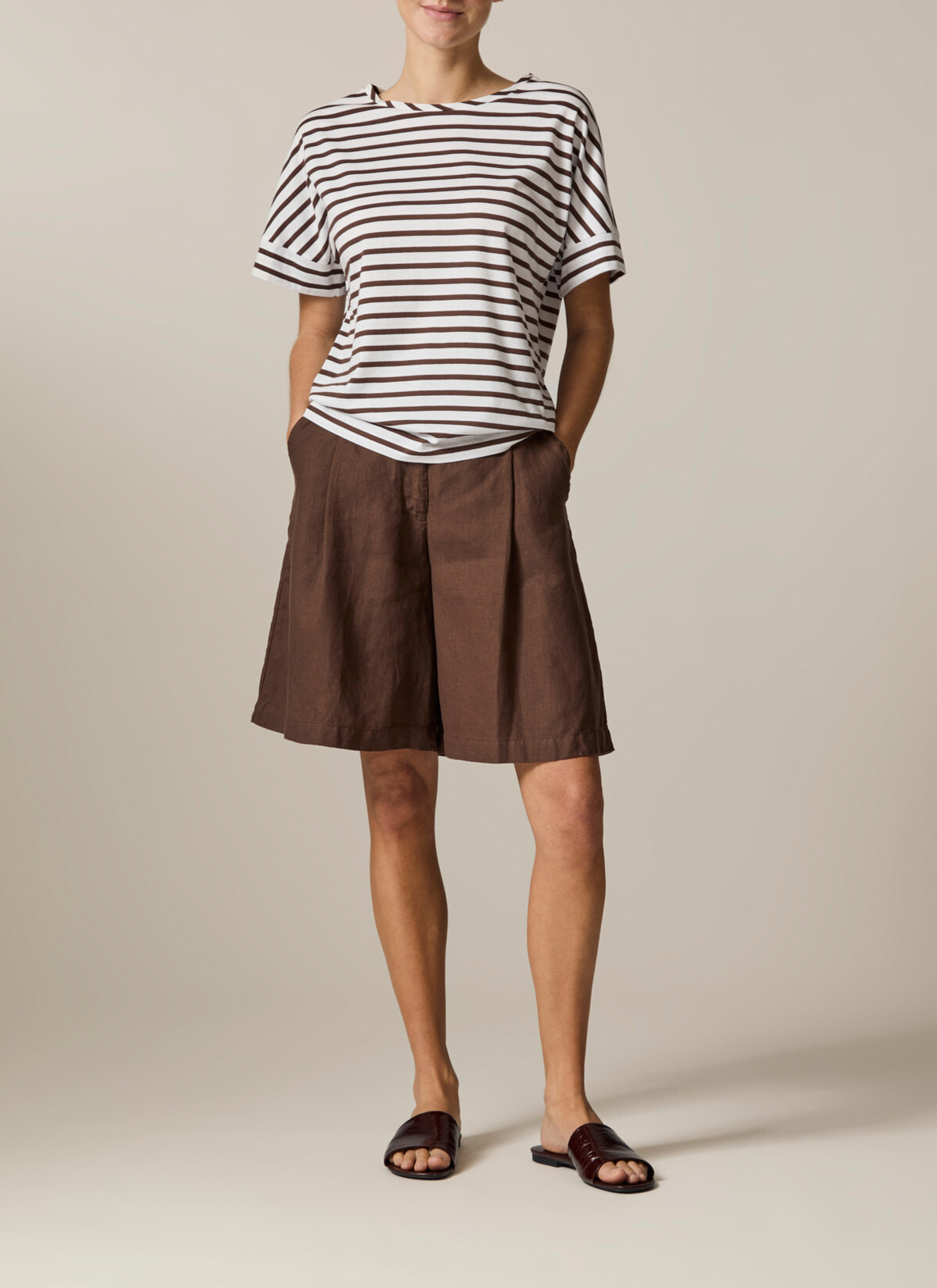 T-Shirt Rundhals 1/2 Arm, Dark Chocolate Detailansicht 2
