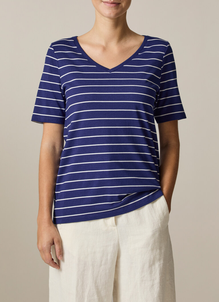 T-Shirt V-Neck 1/2 Arm, Mystic Blue Detailansicht 1
