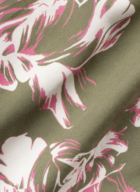 Kleid width=