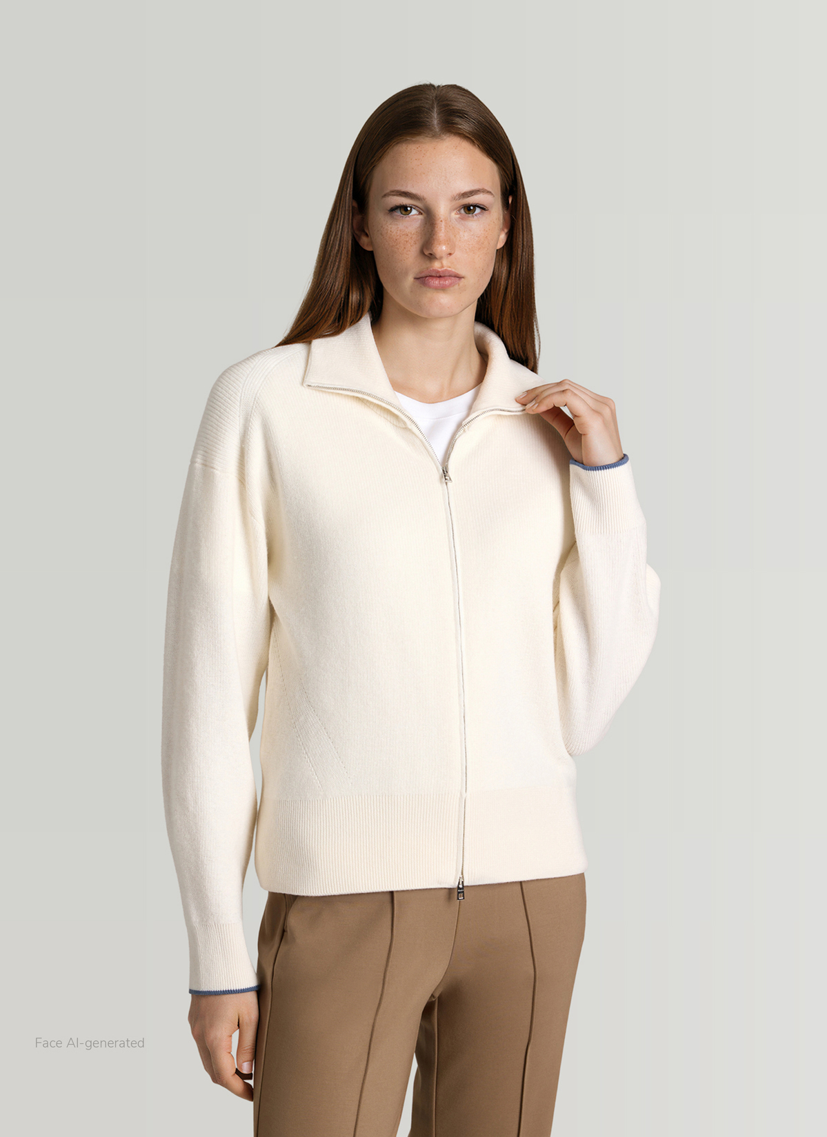 Strickjacke Zip 1/1 Arm, New White Frontansicht