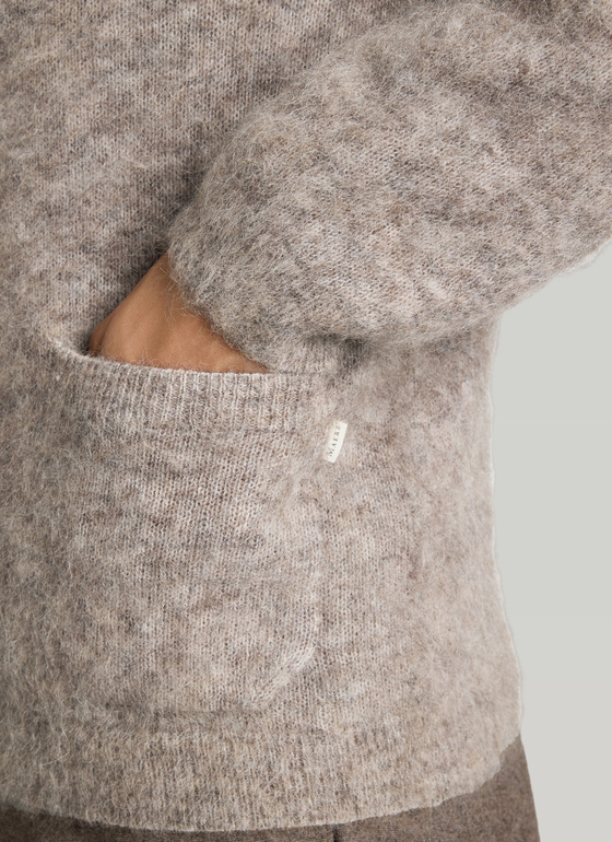 Strickjacke Knopf 1/1 Arm Taupe Grey Frontansicht