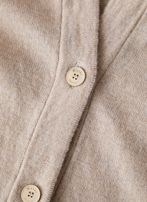 Strickjacke Knopf 1/1 Arm British Tea Frontansicht