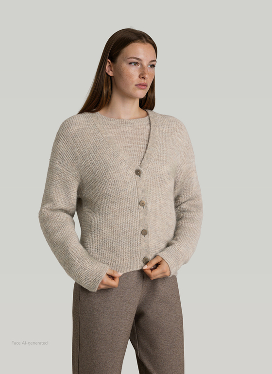Strickjacke Knopf 1/1 Arm Autumn Stone Frontansicht