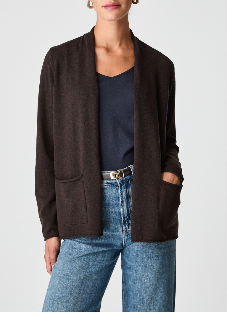 StrickjackeDark Espresso Frontansicht