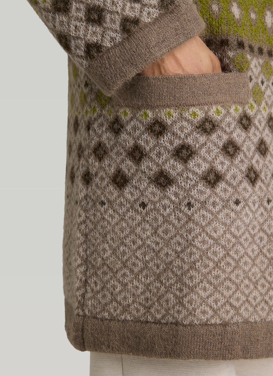 Strickjacke 1/1 Arm Taupe Grey Frontansicht