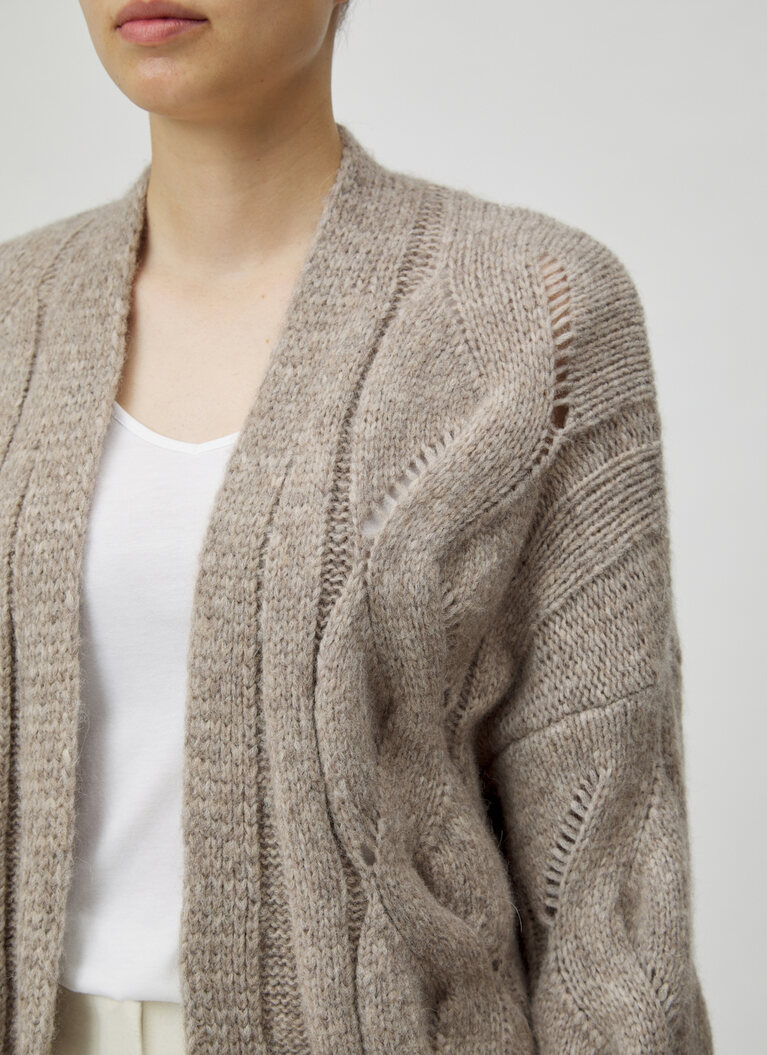 Strickjacke 1/1 Arm, Salt Stone Detailansicht 2