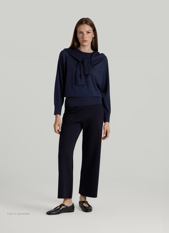 Pullover Rundhals 1/1 Arm Dark Denim Frontansicht