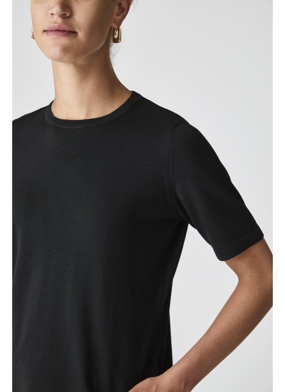 Pullover Rundhals Black Frontansicht