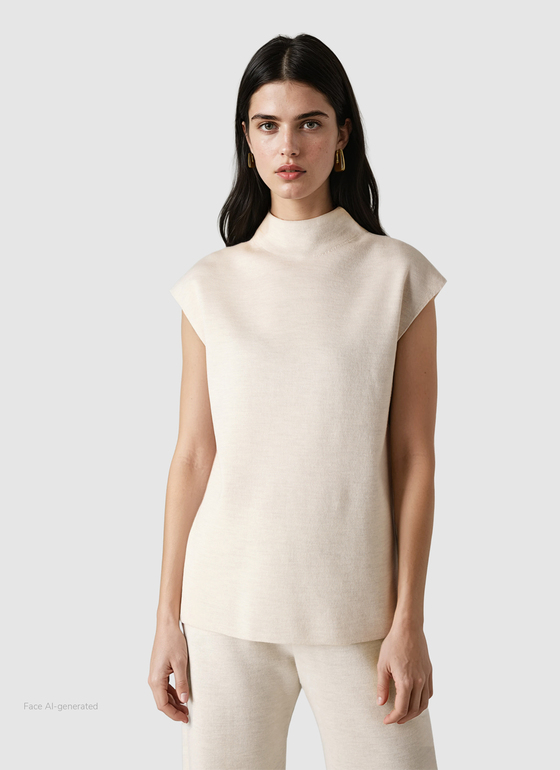 Pullunder Off White Frontansicht