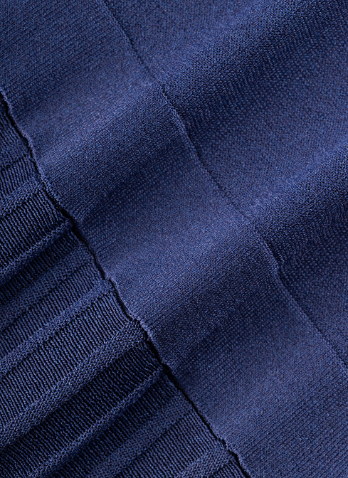 Kleid width=
