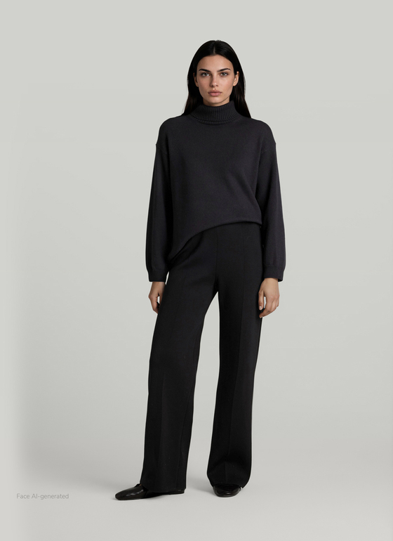 Pullover Rollkragen 1/1 Arm Black Frontansicht