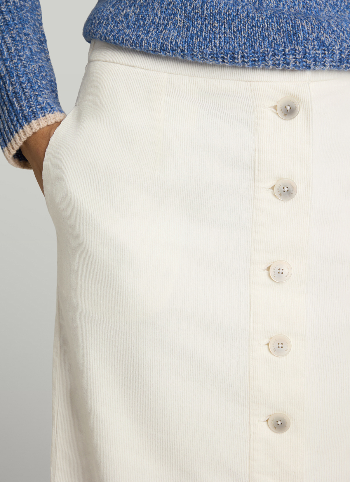 Schal, New White Detailansicht 1